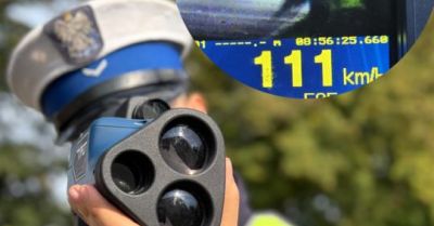 Jechała 111 km/h przy limicie 50, straciła prawo jazdy